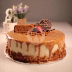 Lotus Biscoff Cake