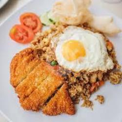 Nasi Goreng Chicken Katsu   Telor