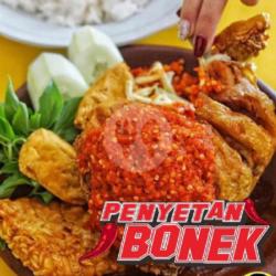 Penyetan Ayam Goreng