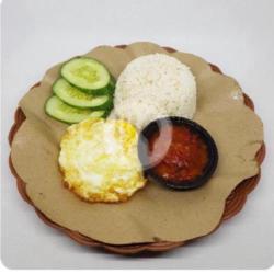 Telur Penyet Nasi Sambel Lalapan