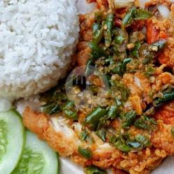 Ayam Geprek Sambal Buto Ijo