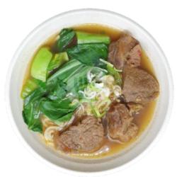 Taiwanese Braised Beef Noodle Soup