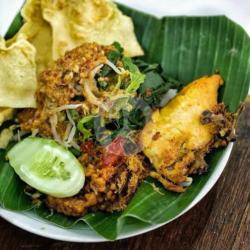 Nasi Pecel Ayam Goreng