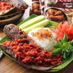 Lele Sambal Penyet   Nasi   Tahu  Tempe