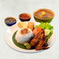 Paket Ayam Bakar Kuning Kampung