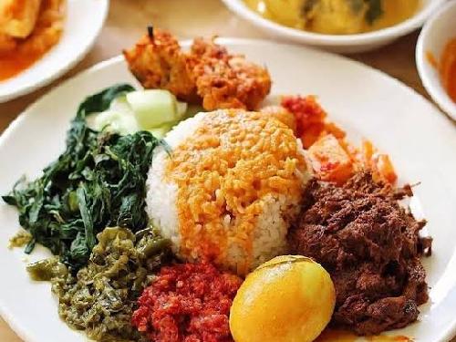 Masakan RM Nasi Padang Duta Minang, Padang Murah Meriah, Parang Tritis Raya