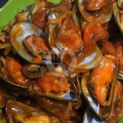 Kerang Hijau Goreng Saus Padang