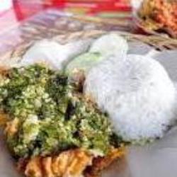 Ayam Dada Geprek Lombok Ijo