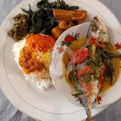 Nasi   Ikan Gembung Tauco Santen