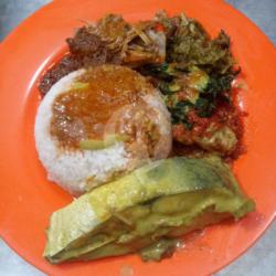 Nasi Gulai Ikan Sayur Komplit