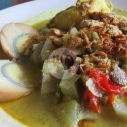 Lontong Sayur Opor Telor