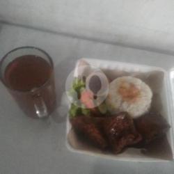 Ns Ayam, Tempe Tahu (bakar Madu)   Teh Pns / Es   Sbl Lalapan