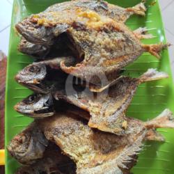 Nasi   Ikan Bawal Hitam