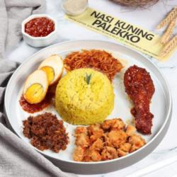 Nasi Kuning Palekko Telur