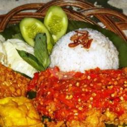 Ayam Penyet Sambal Mateng Merah