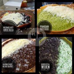 Terang Bulan Campur Full 3   Red Velvet/green Tea