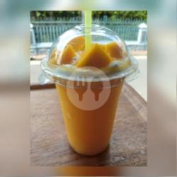 Manggo Fruit Juice