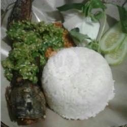 Nasi Uduk   Lele Cabe Ijo