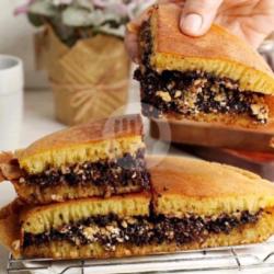 Terang Bulan Kacang Coklat