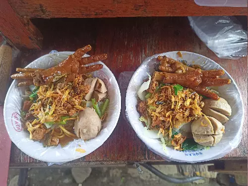 Mie Ayam DeWAN