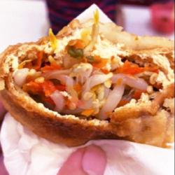 10 Pcs Gehu Pedas Isi Sayuran