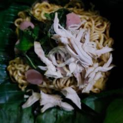 Mie Bakar  Sosis Ayam Suir