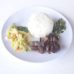 Nasi   Hati Ampela Ayam Digoreng   Sayur