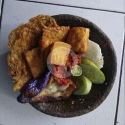 Paket Komplid Penyetan Sambel Julid