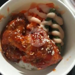 Barbecue Chicken Wing Rice Bowl