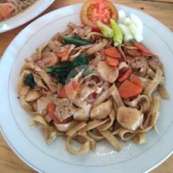 Kwetiau Goreng