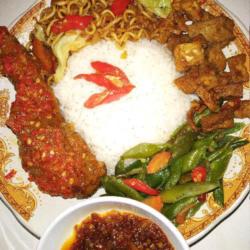 Nasi Campur   Ayam Rica