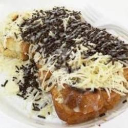 Roti Bakar Istimewa Coklat Keju Susu