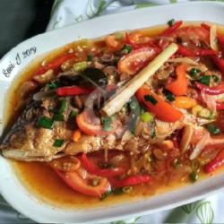 Ikan Kakap Masak Taucho