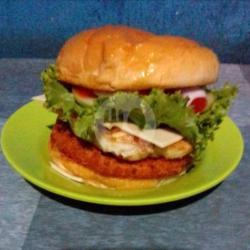 Burger Ayam Telor Keju