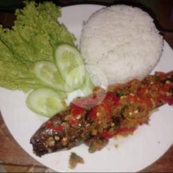 Nasi Ikan Lele Cobek