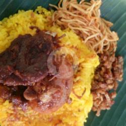 Nasi Kuning Daging   Telur