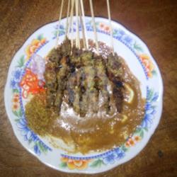 Sate Klopo Pakai Lemak