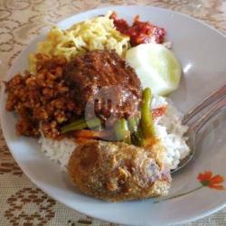 Nasi Rames Daging Sapi