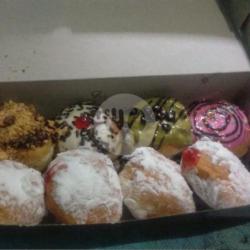 Mix Bomboloni Donat