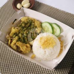 Nasi Ayam Geprek Sambel Ijo