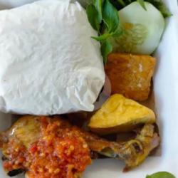 Nasi Ayam Geprek Free Es Coklat