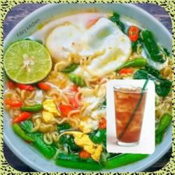 Mie Rebus Telor Plus Minuman