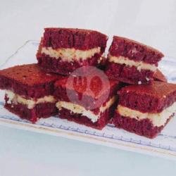 Terang Bulan Redvelvet Spesial Keju