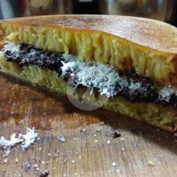 Martabak Ketan Wijen Susu