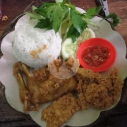 Paha Gandeng Nasi