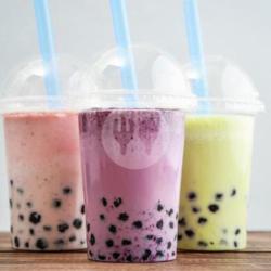 Milky Strawbery Boba