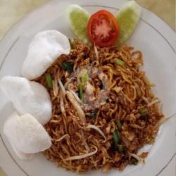 Mie Goreng Mantul