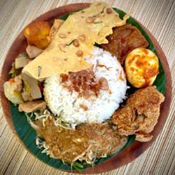 Nasi Pecel Campur Ayam Bali/ayam Goreng ( Bisa Pilih)