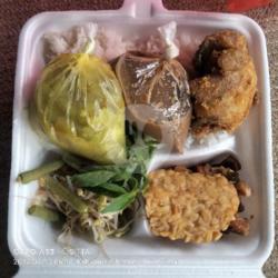 Nasi Pecel Ayam Goreng