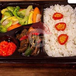 Chiken Lada  Hitam Bento